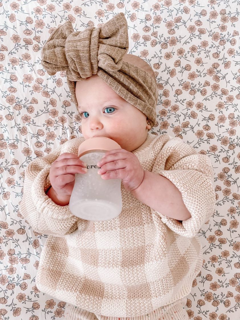 INTRODUCING BOTTLE TO BREASTFED BABY Yooforea introducing-bottle-to-breastfed-baby-yooforea